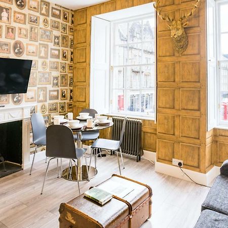 West Bow - Magical Harry Potter-Inspired Flat Near Edinburgh Castle Daire Dış mekan fotoğraf