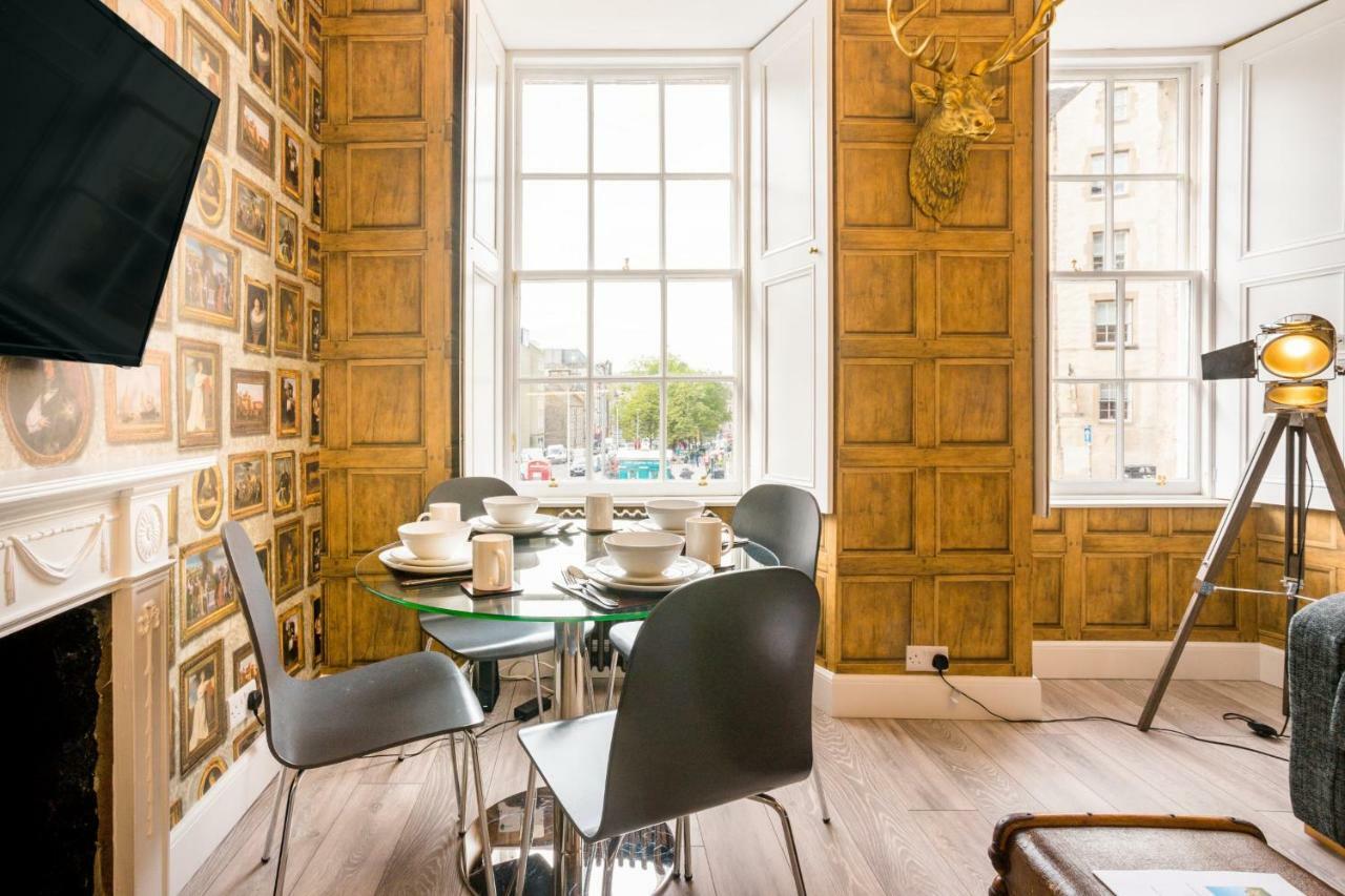 West Bow - Magical Harry Potter-Inspired Flat Near Edinburgh Castle Daire Dış mekan fotoğraf
